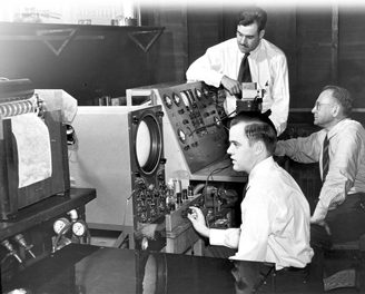 Transmission electron microscope