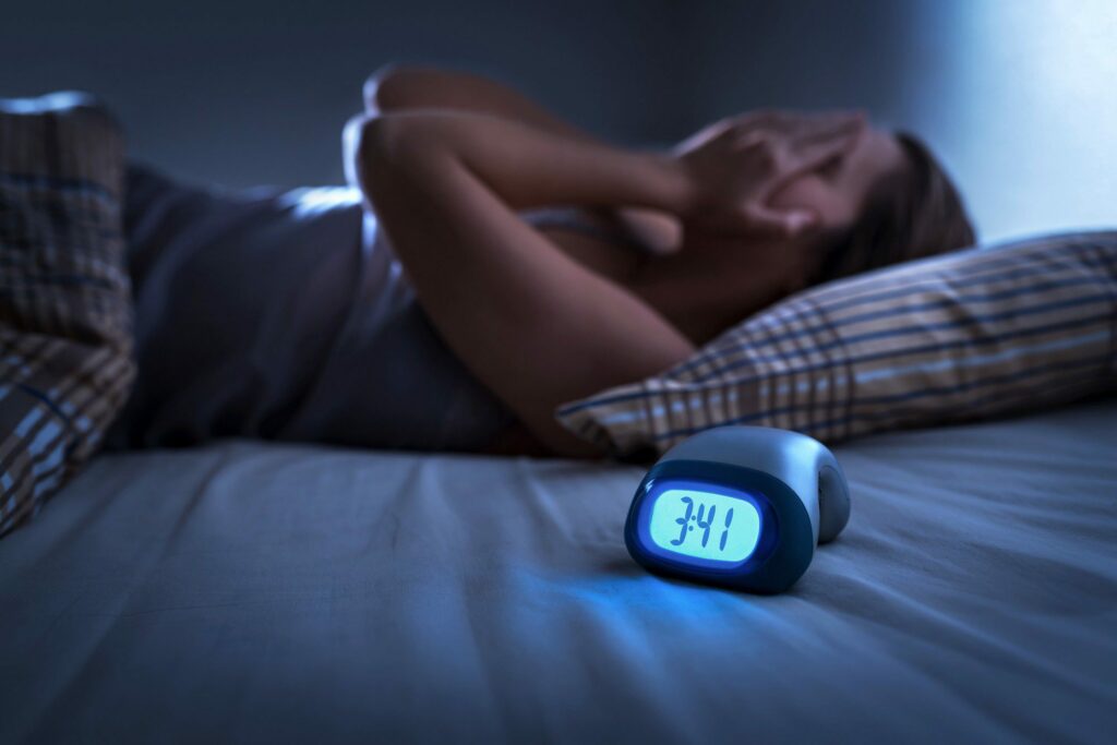 better-sleep-through-wearables-feat-img