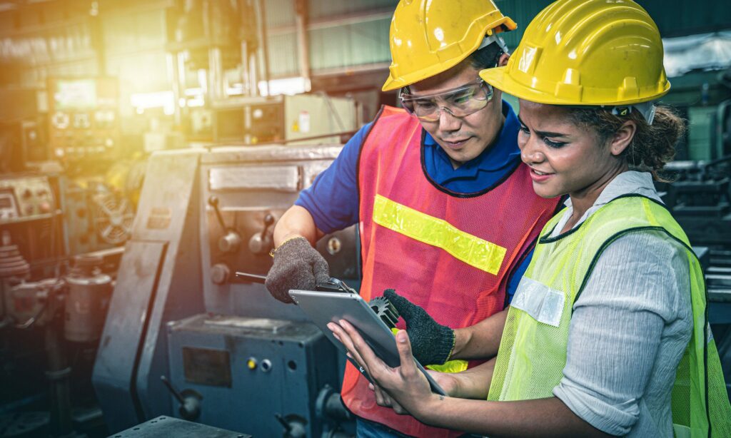 how-artificial-intelligence-can-be-used-to-train-your-current-and-future-workforce-feat-img