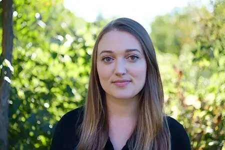 Megan-Barnes-intern-at-SRI